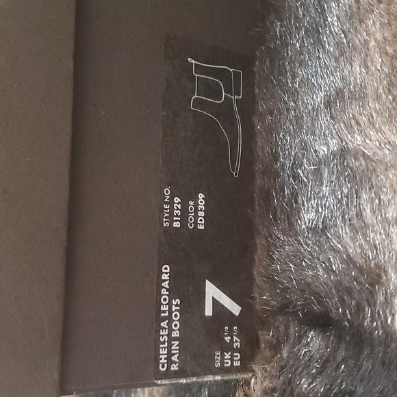 NWT- JCREW Chelsea Leopard Rain Boots - Picture 3 of 5